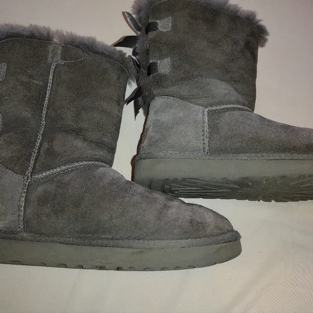 UGG boots - Picture 3 of 5